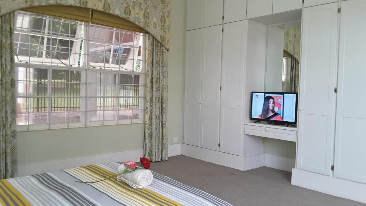 Versailles Pretoria-Noord Zimmer foto