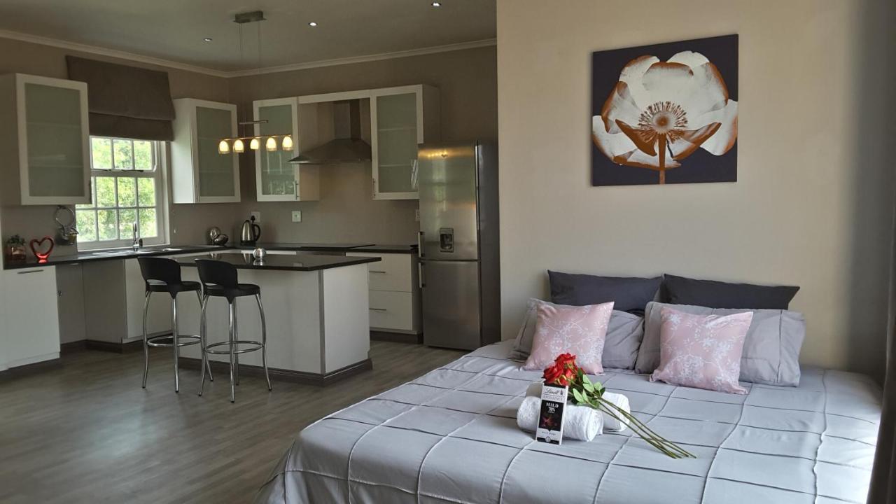 Versailles Pretoria-Noord Exterior foto